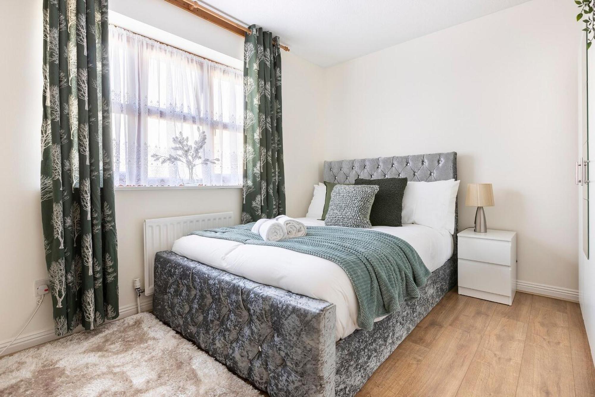 Cozy Family-Friendly House Apartment Erith Exterior photo